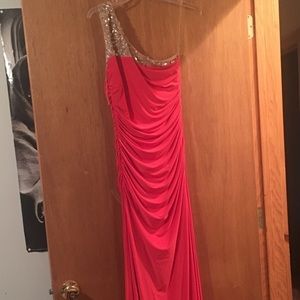 Caché prom dress